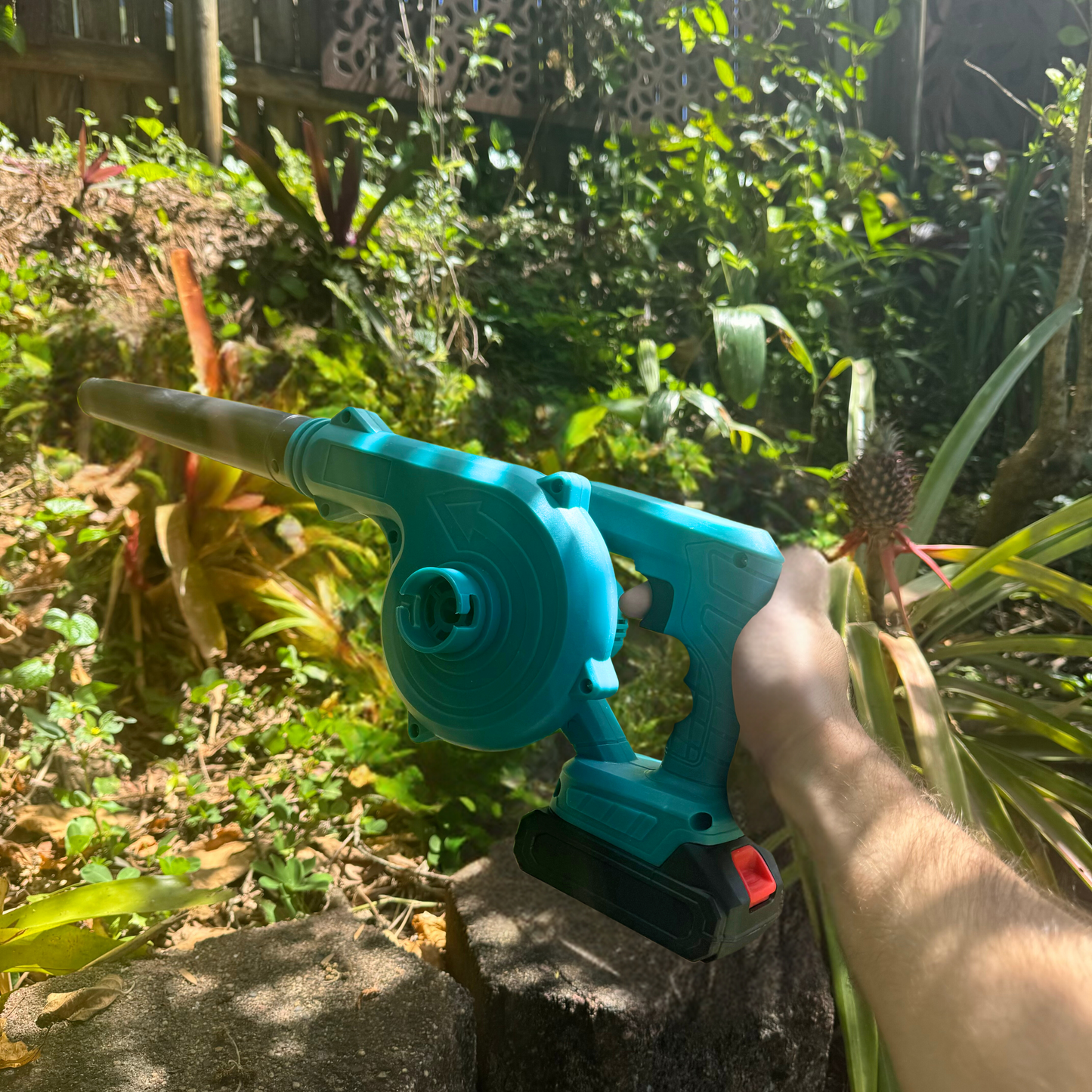 BetterGardens™ Electric Leaf Blower & Vacuum Kit + 2 Free Batteries